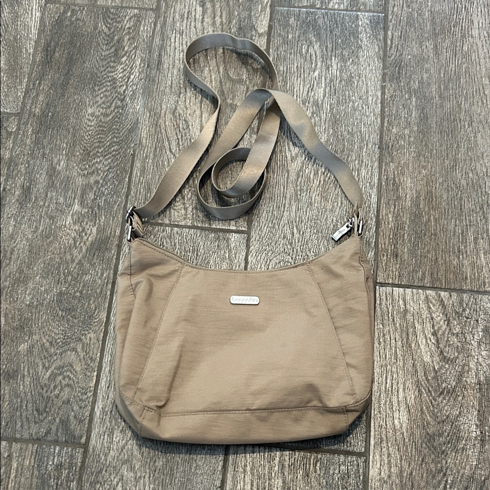 Baggallini Slim Crossbody Hobo Crossbody Bag